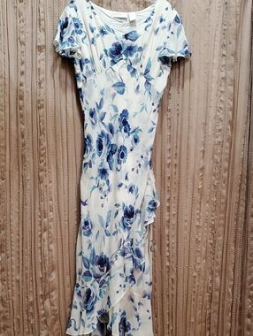 Lola P. White Blue Floral Beaded Dress Floral Size Large